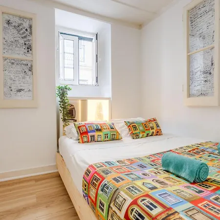 Bairro Alto Window - Cozy Spot In A Buzzing Locale Apartment Lisbon Exterior photo